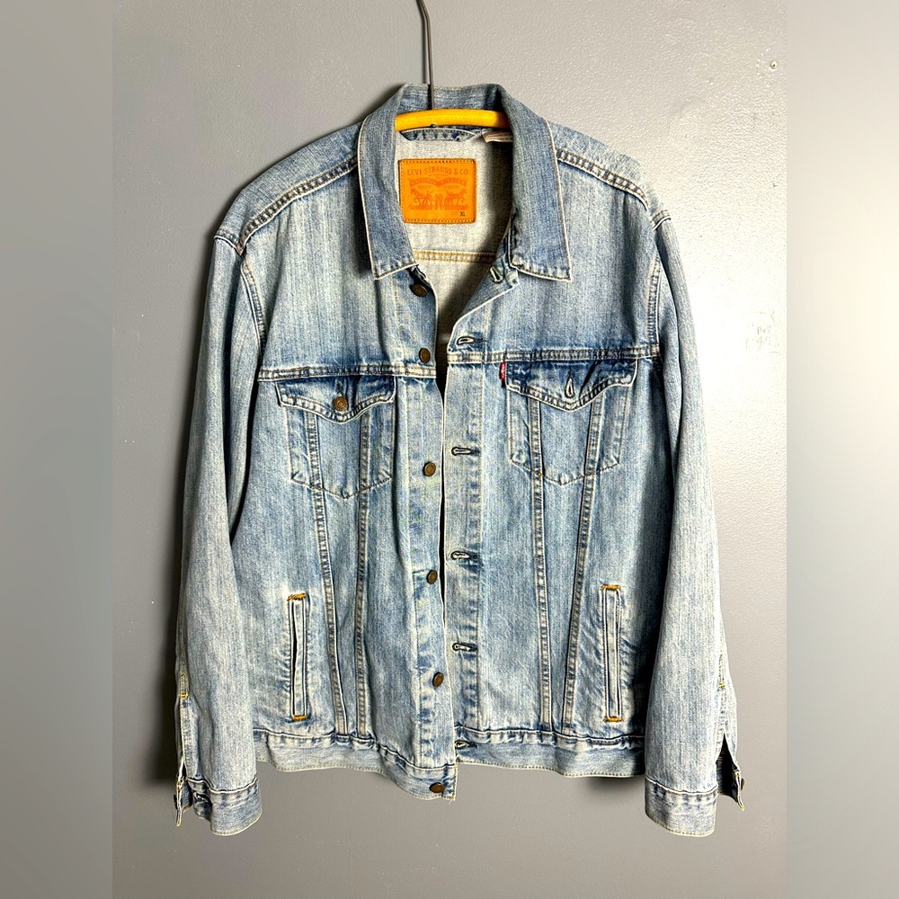 VTG Levi’s Trucker Denim Jacket Men’s XL